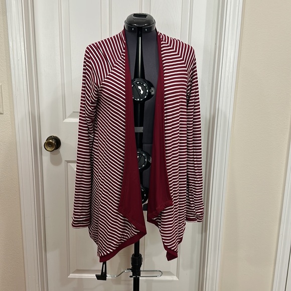 Reversible Sweater - Picture 2 of 3